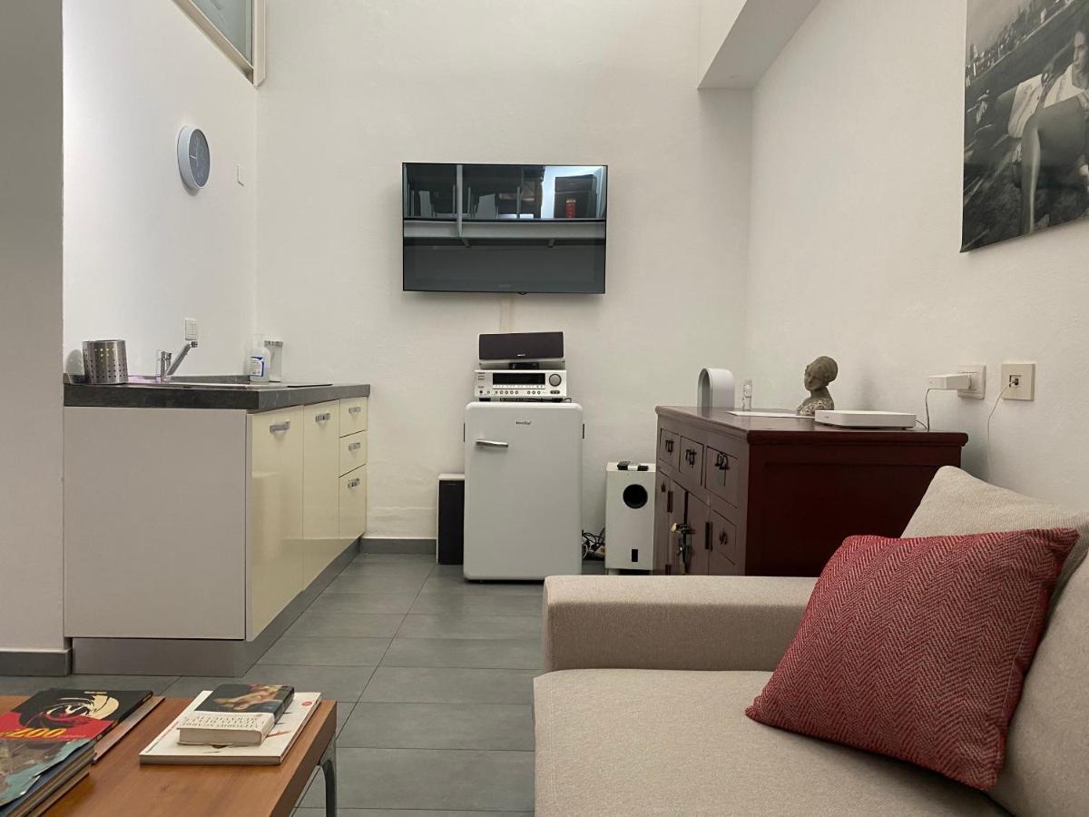 Living Leilighet Milano Eksteriør bilde